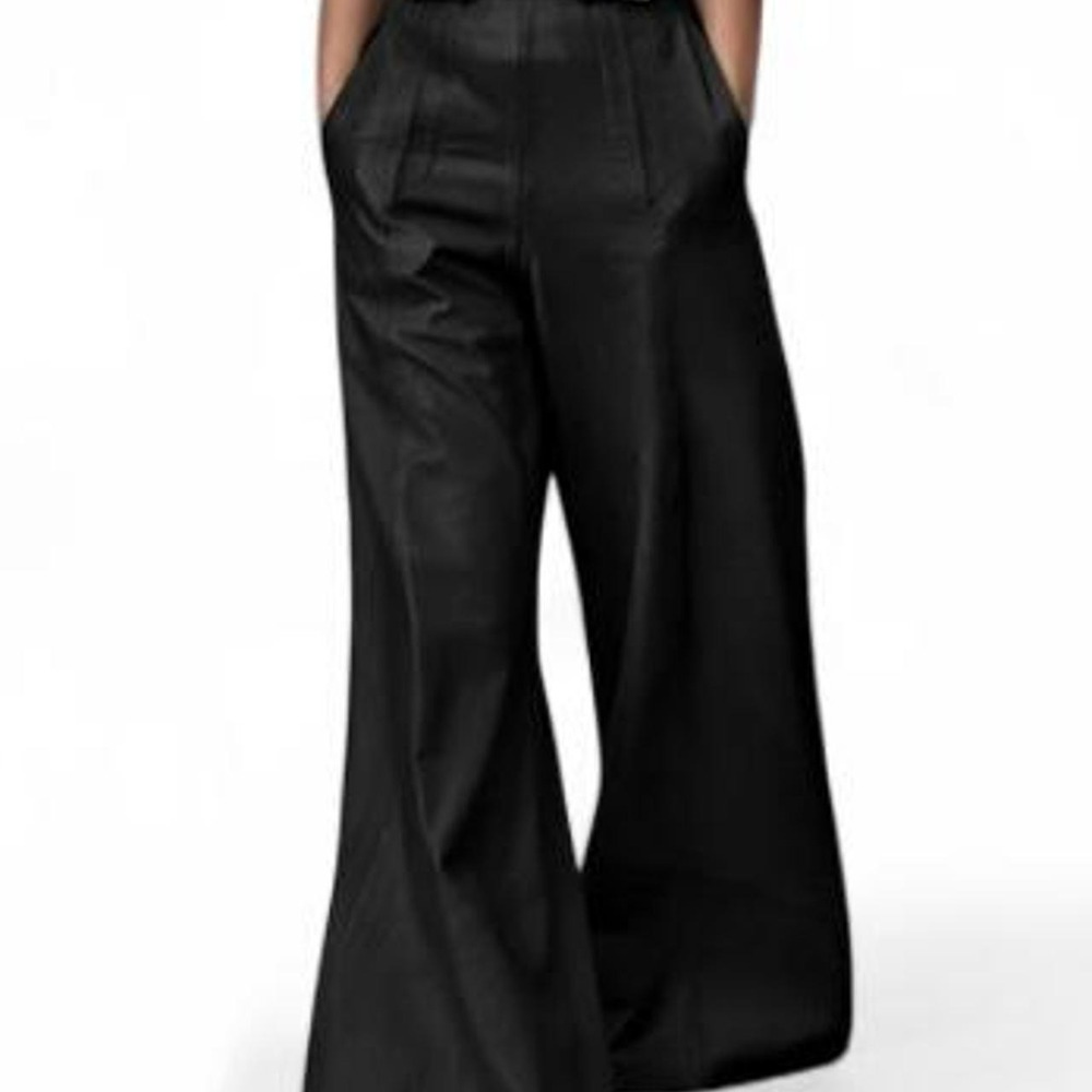 UOOZEE Women's Split-Joint Pocketed Pleated Wide Leg Faux Leather Loose Trousers